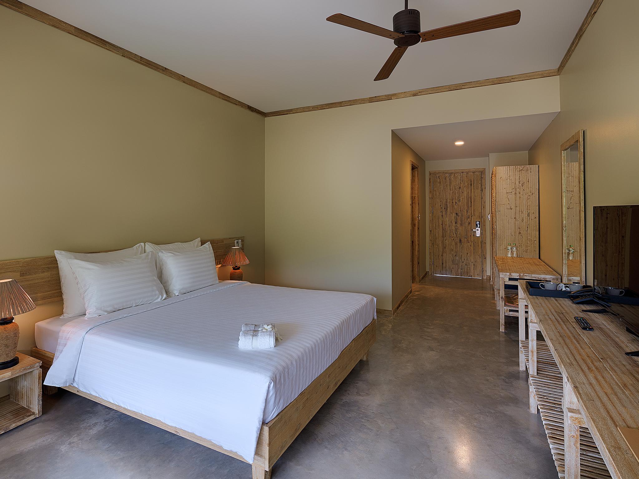 Lahana & Phu Quoc