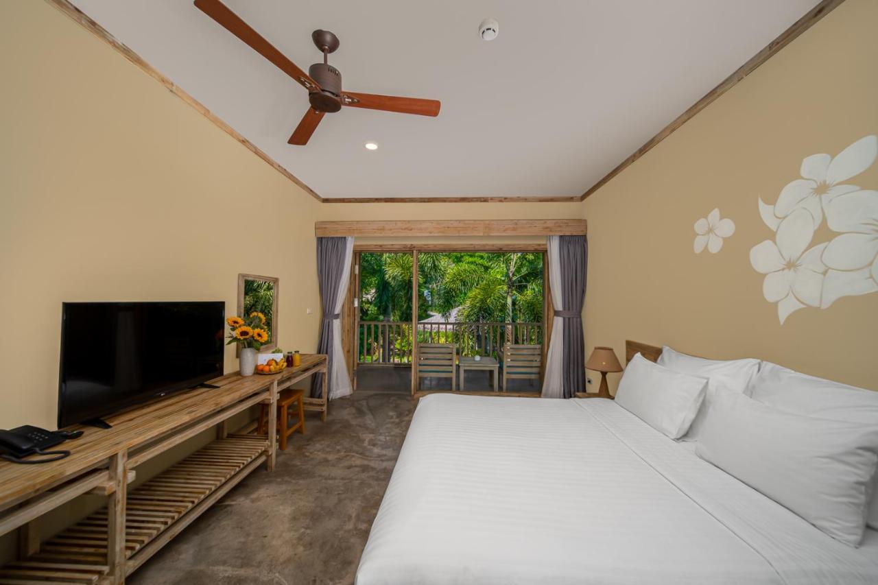 सहारा Lahana & Phu Quoc